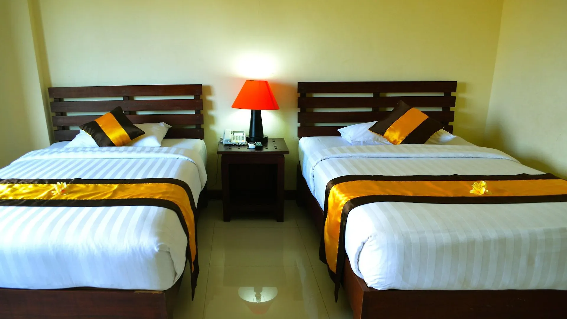 **  Nirmala Hotel & Convention Centre Denpasar Indonezja