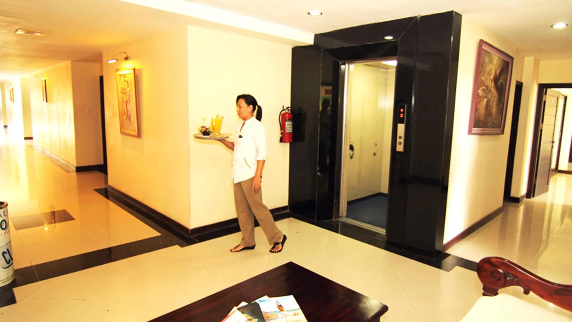 **  Nirmala Hotel & Convention Centre Denpasar Indonezja
