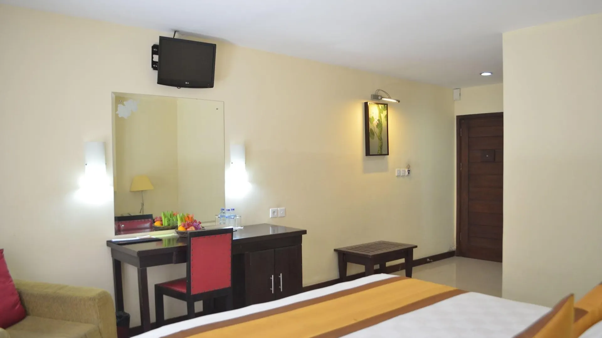 Nirmala Hotel & Convention Centre Dempassar 2*,
