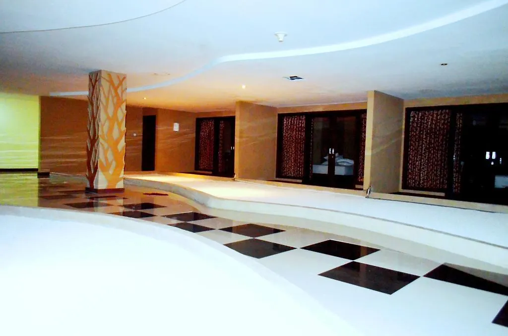 Nirmala Hotel & Convention Centre Ντενπασάρ
